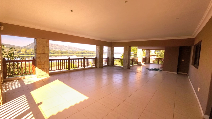3 Bedroom Property for Sale in Birdwood Estate North West